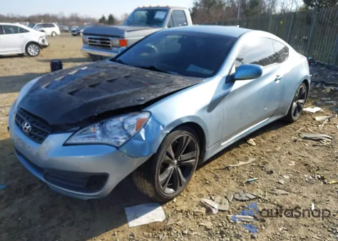 2010 Hyundai Genesis 2.0T z USA, uszkodzony, nr VIN KMHHT6KD6AU014133